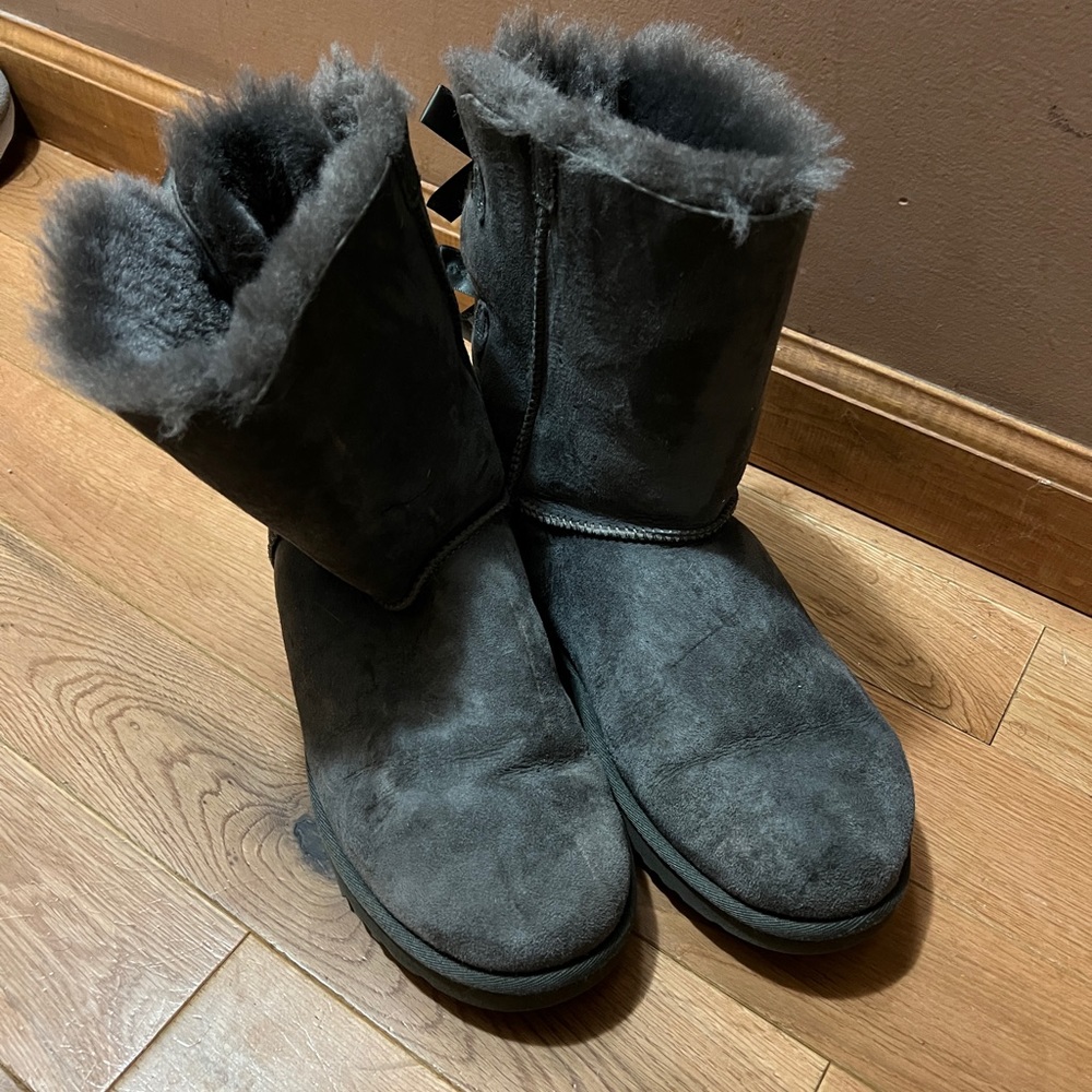 UGGs Bailey Bow II